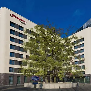 Hotell Hampton By Hilton Frankfurt Airport, Frankfurt am Main
