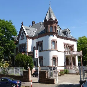 Pensjonat Am Berg, Frankfurt nad Menem